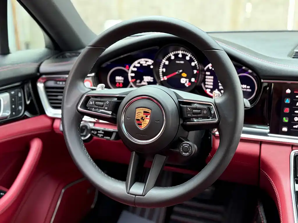 Porsche Panamera — миниатюра 13