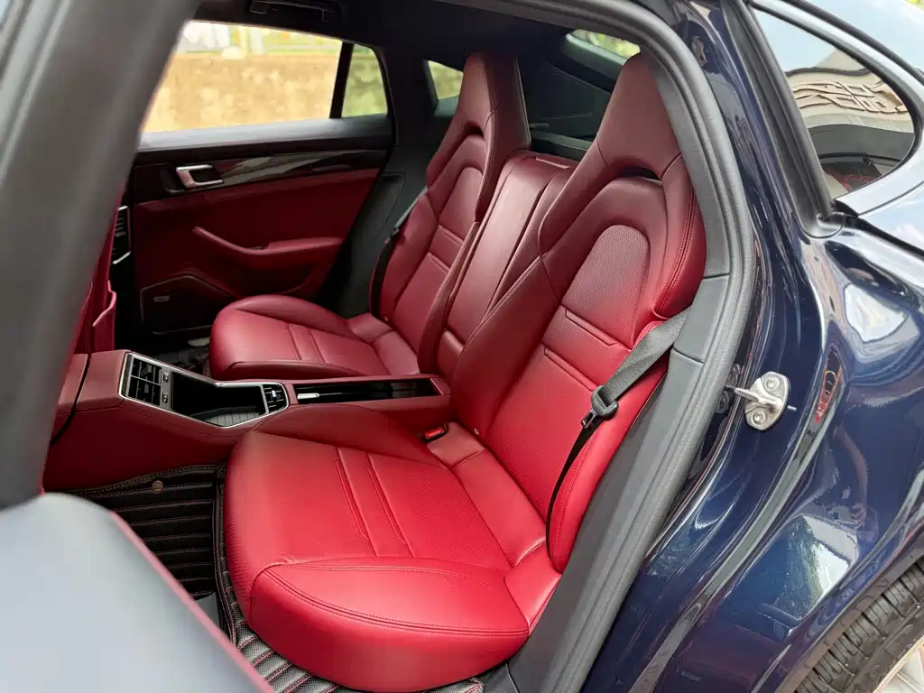 Porsche Panamera — миниатюра 22