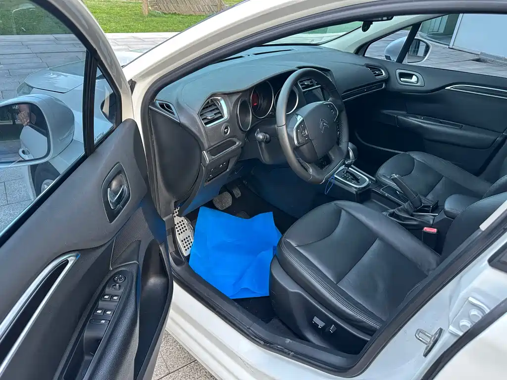 Citroen C4L — миниатюра 9