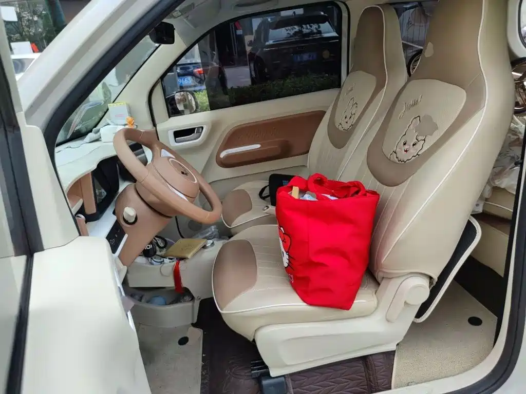Wuling MINIEV — миниатюра 11