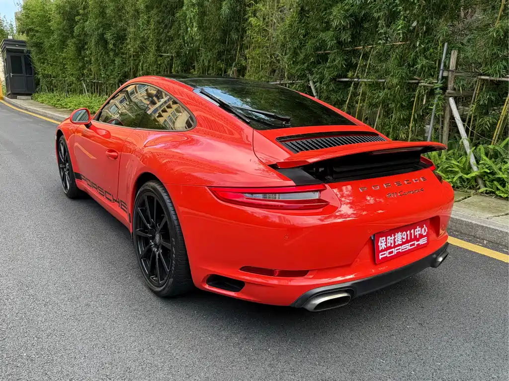 Porsche 911 2016 Carrera 3.0T