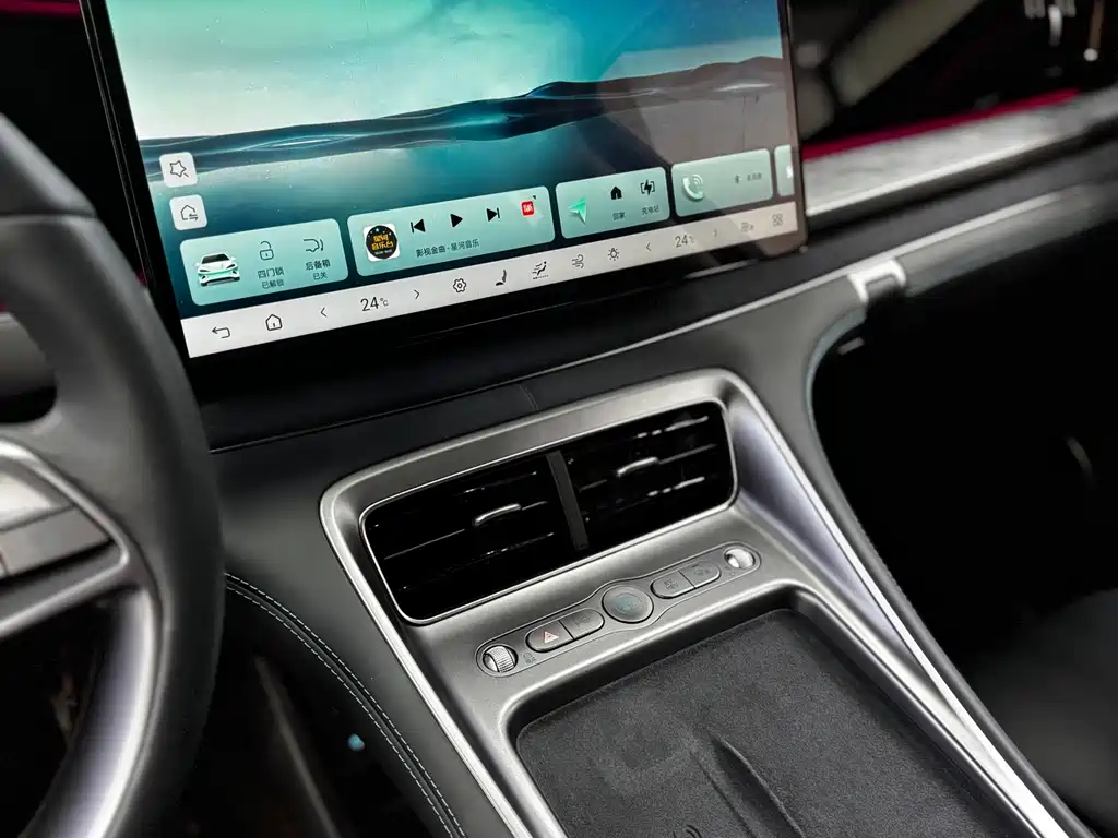 BYD SEA LION 07 DM I