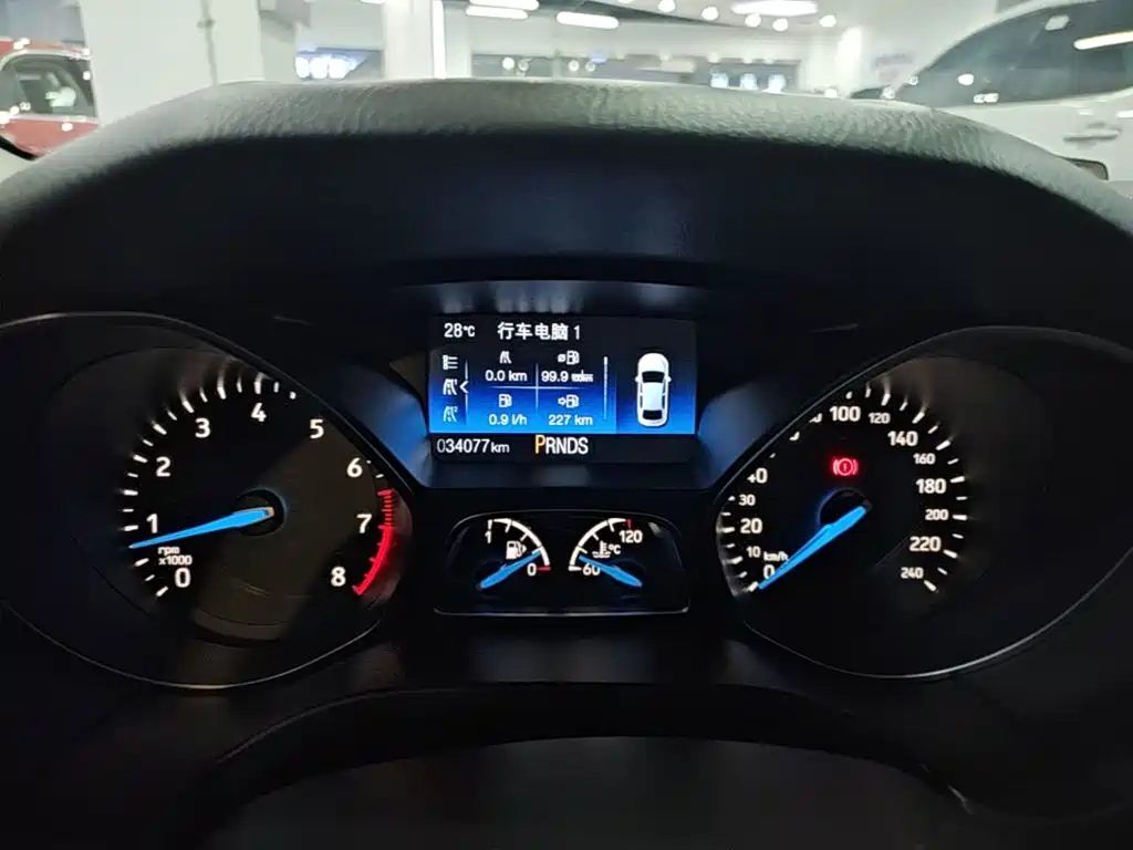 Ford Focus — миниатюра 12