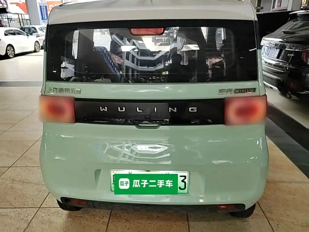 Wuling MINIEV — миниатюра 6