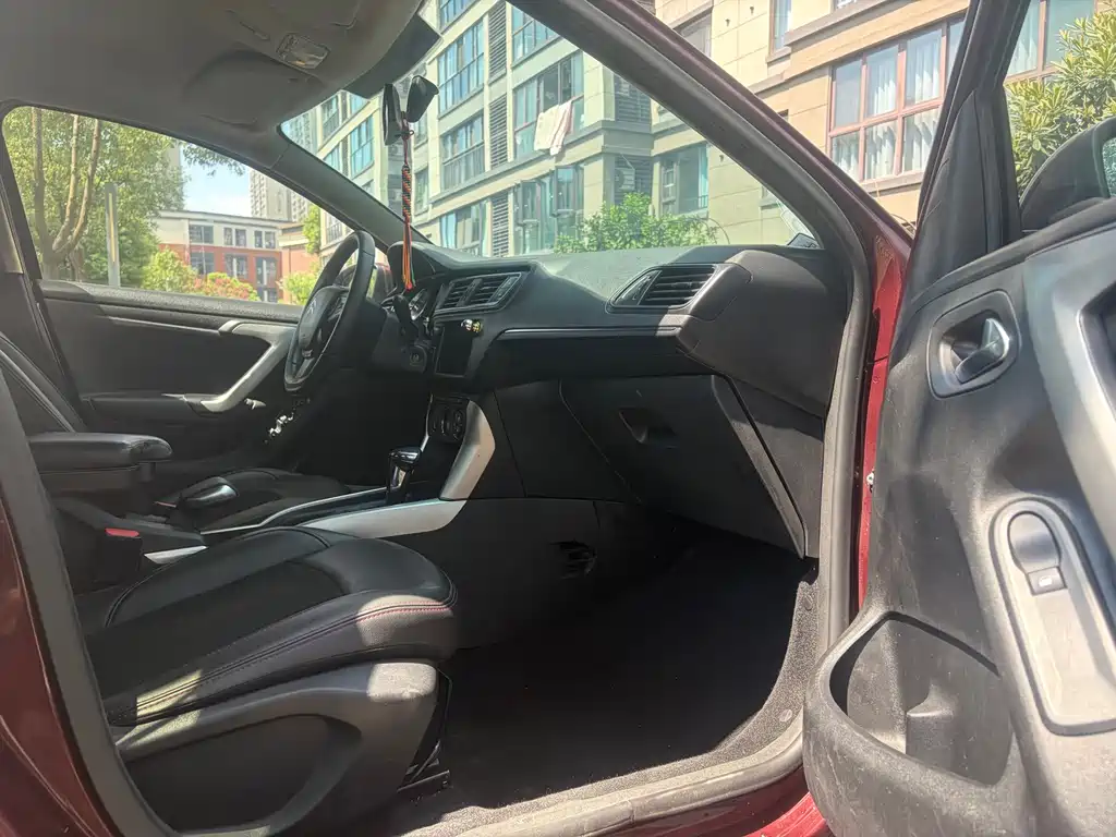Citroen C3-XR — миниатюра 10