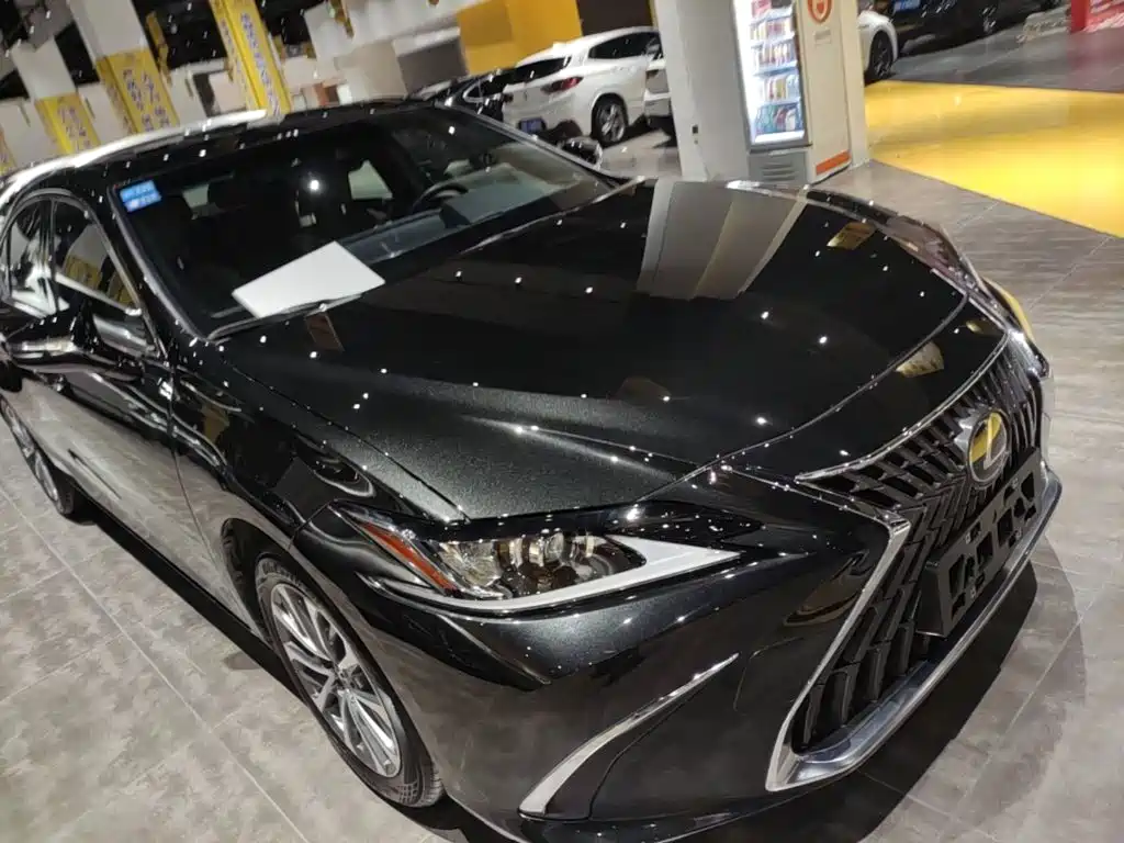 Lexus ES — миниатюра 4