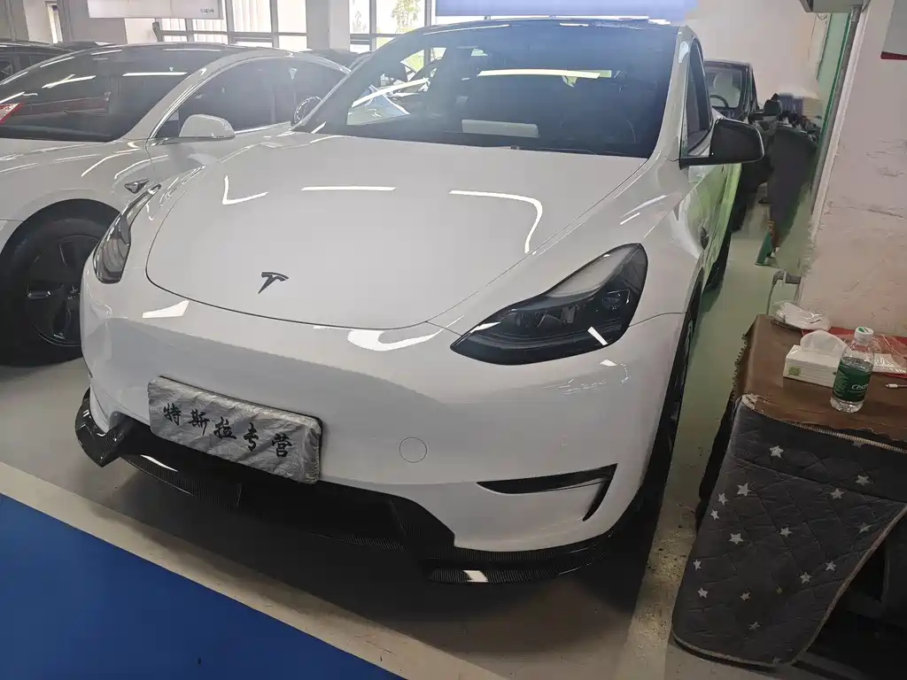 Tesla Model Y 2022 RWD Drive Dynamic Edition