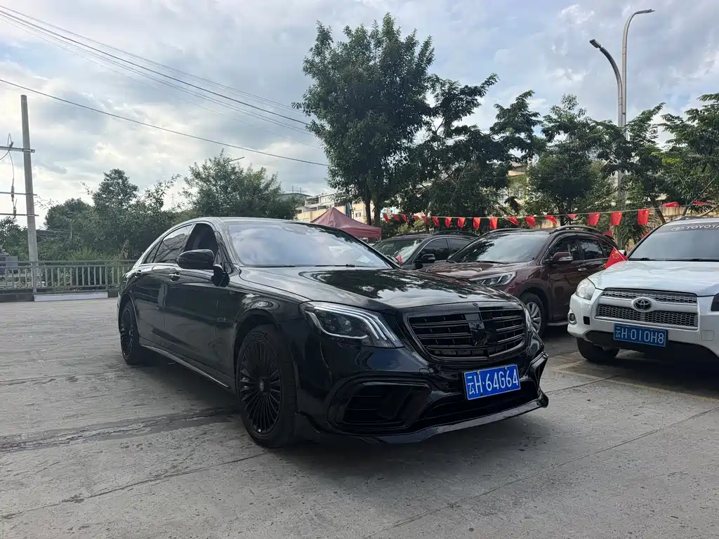 Mercedes-Benz S-Class — миниатюра 2