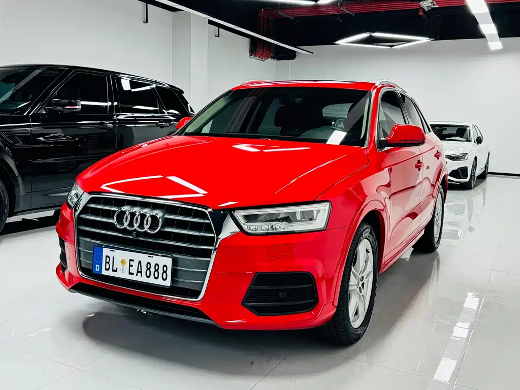 Купить Audi Q3