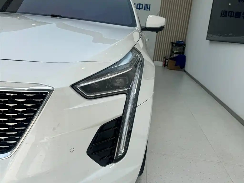 Cadillac CT6 2021 28T Fashion