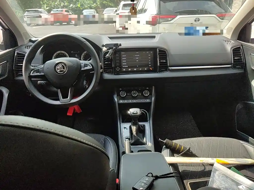 Skoda Karoq — миниатюра 5