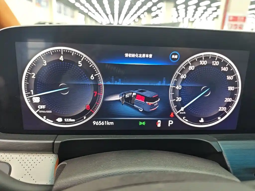 Buick GL8 — миниатюра 12