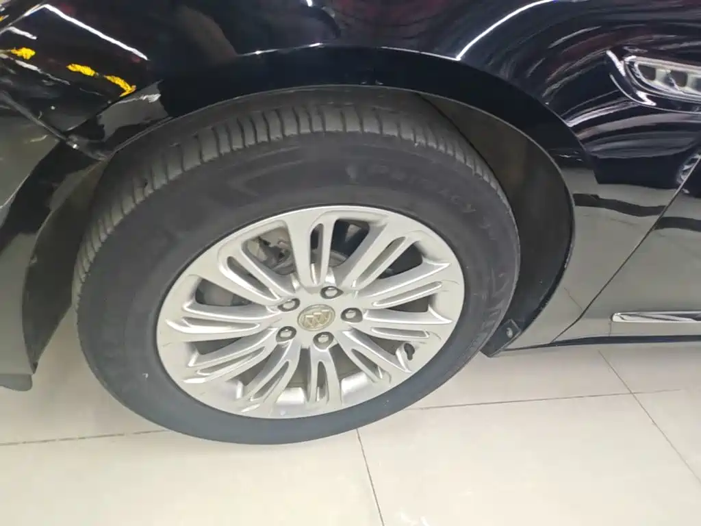 Buick LaCrosse — миниатюра 23