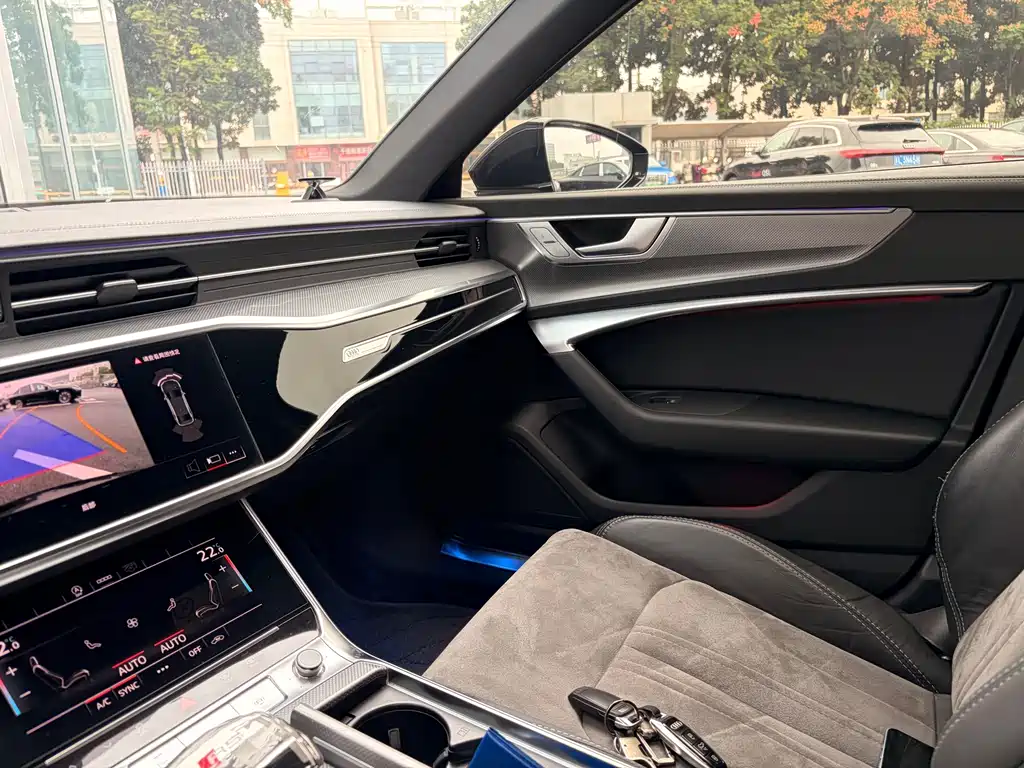 Audi A6L — миниатюра 9
