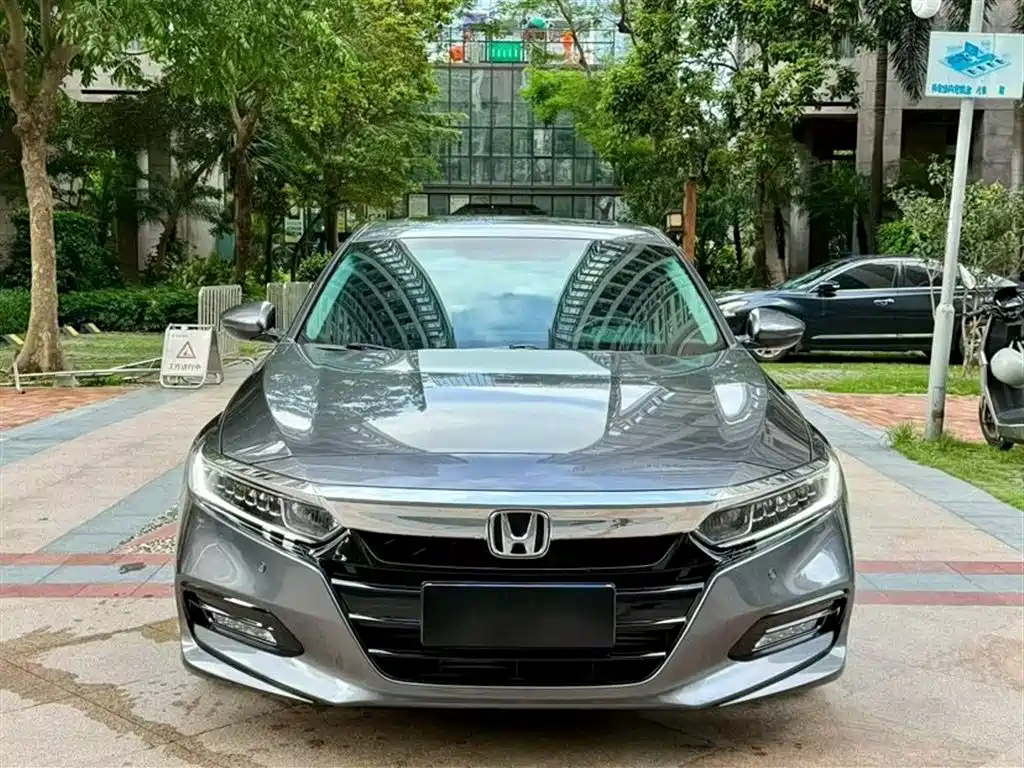 Honda Accord 2018 260TURBO Elite VI