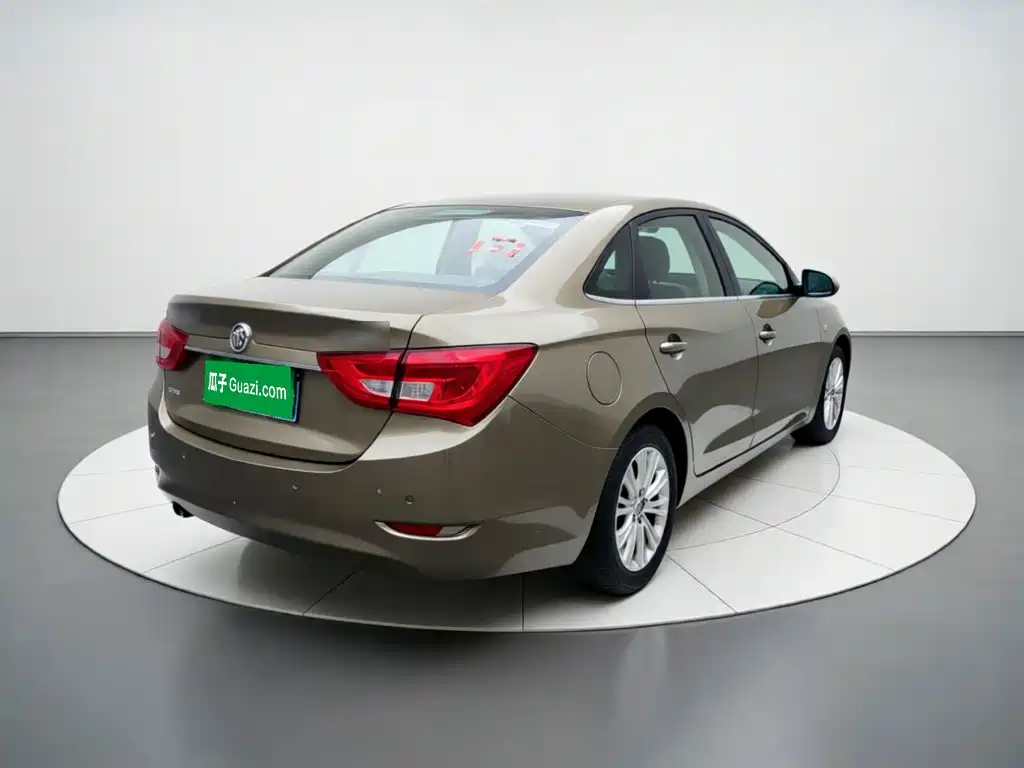 Buick Excelle — миниатюра 6