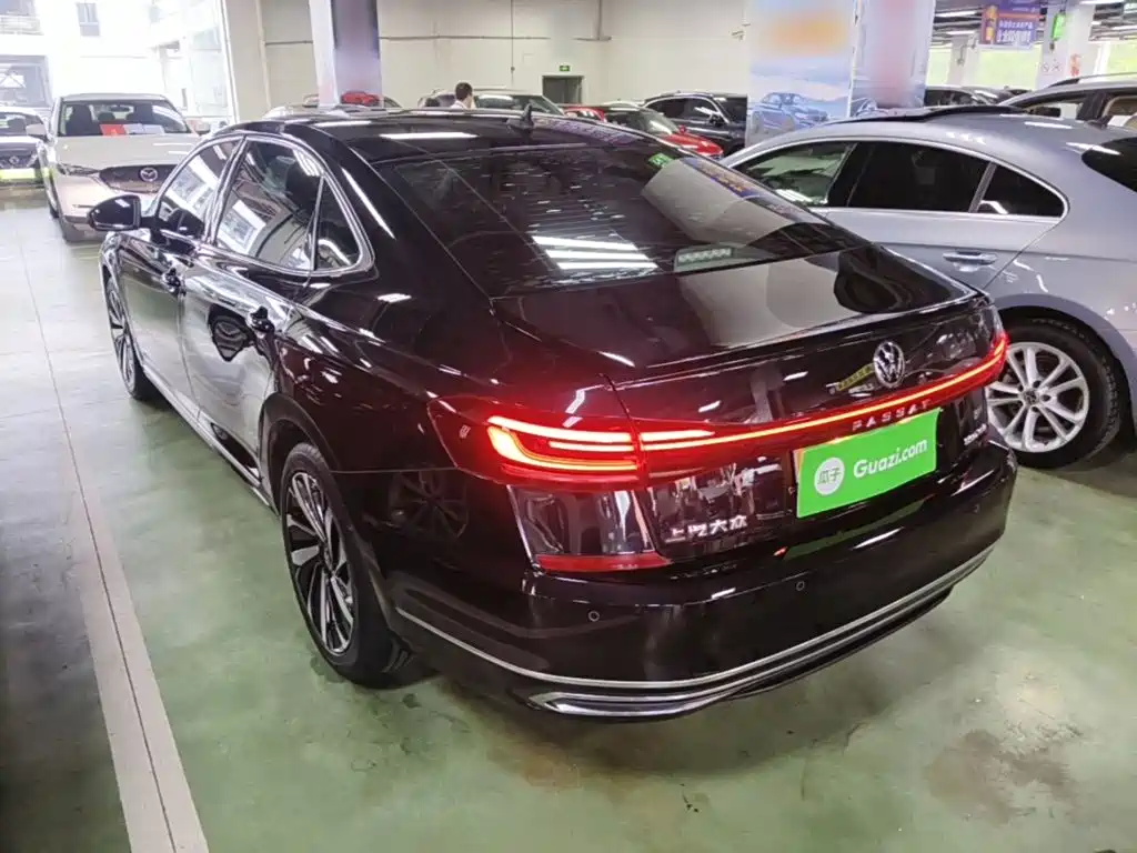Volkswagen Passat — миниатюра 5