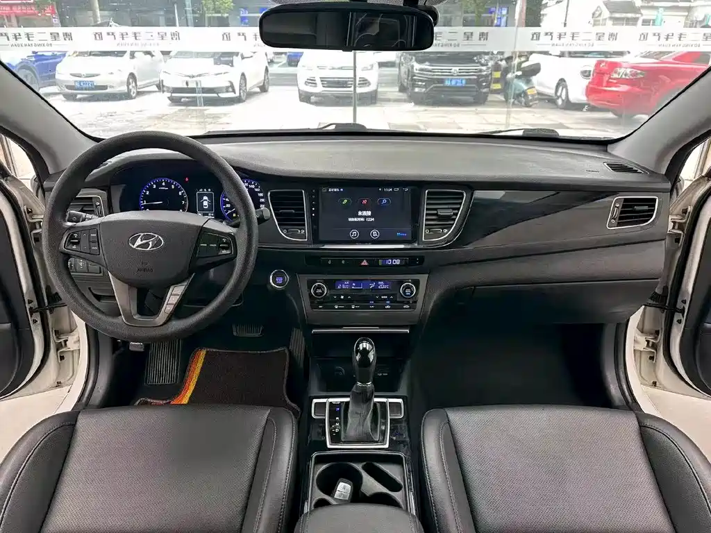 Hyundai Mistra — миниатюра 5