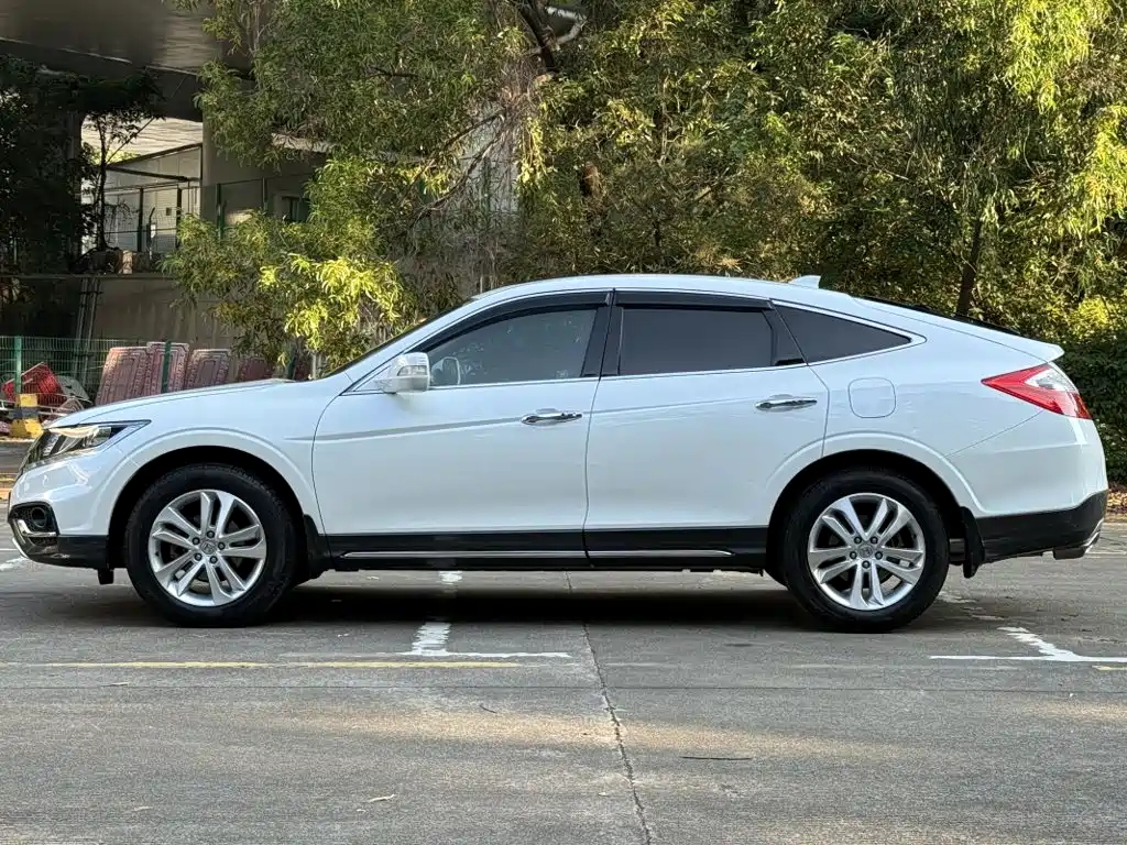 Honda Crosstour — миниатюра 7