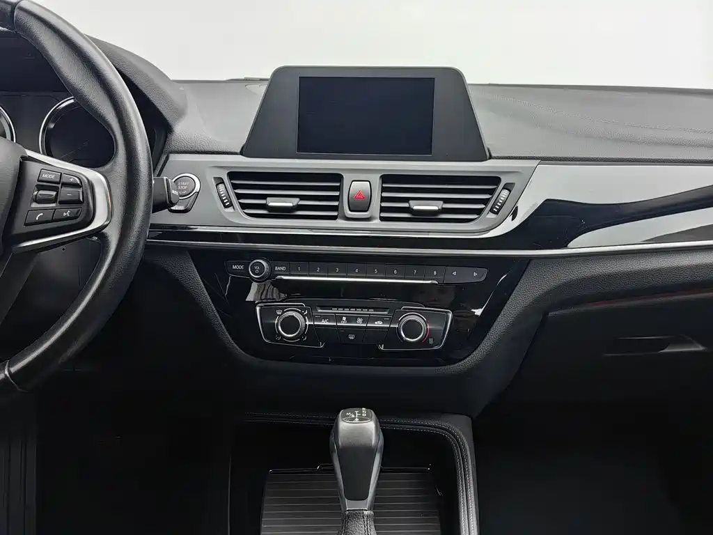 BMW 1 Series — миниатюра 12