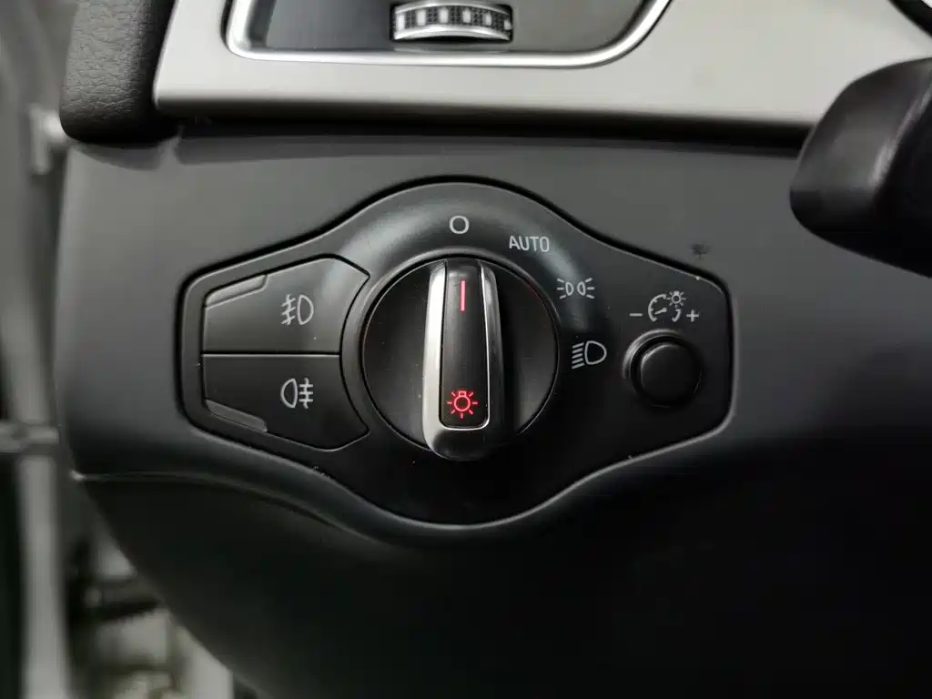 Audi A4L — миниатюра 21