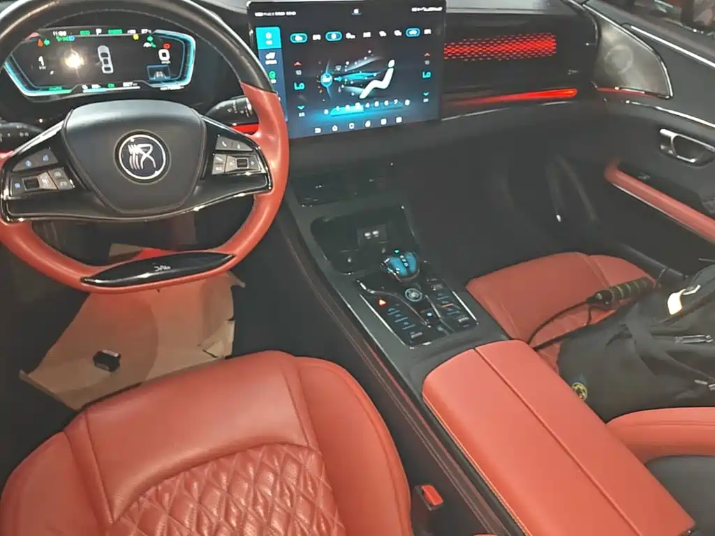 BYD Han — миниатюра 14