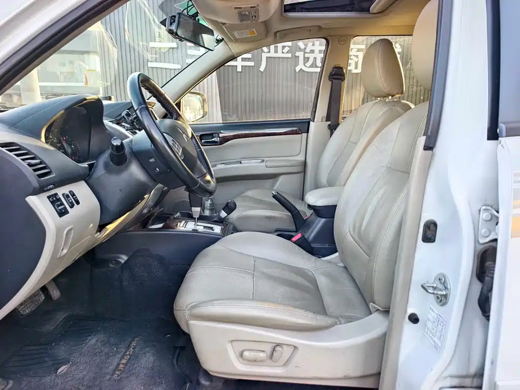 MITSUBISHI PAJERO JINCHANG