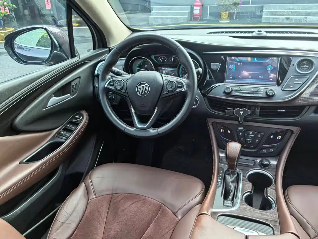 Buick Envision Plus — миниатюра 9