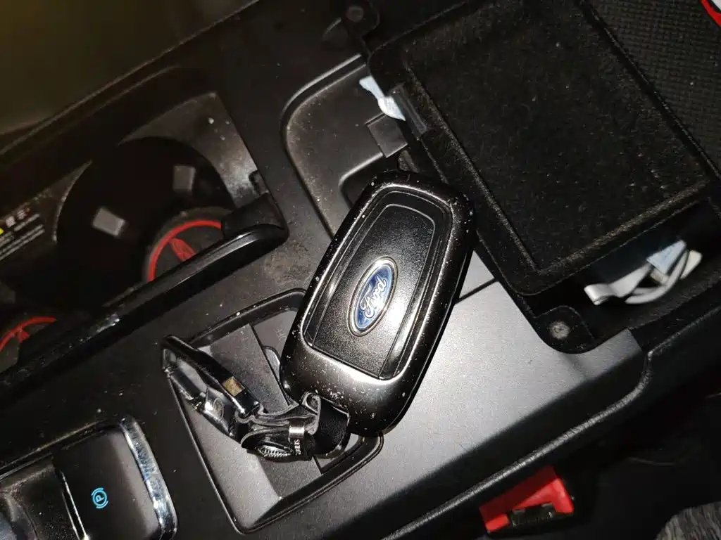 Ford Mondeo — миниатюра 9