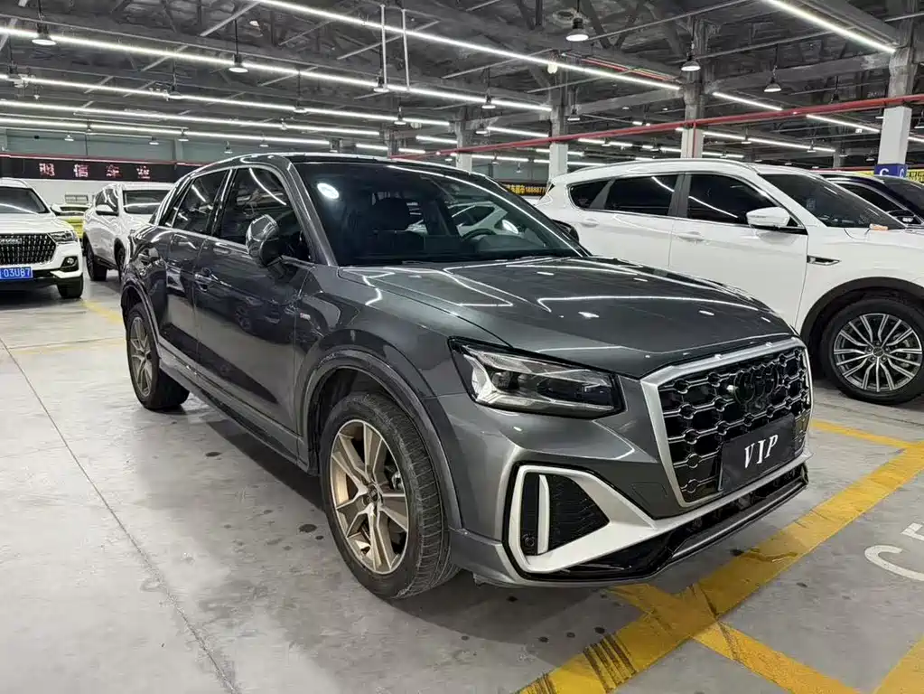 Audi Q2L — миниатюра 3