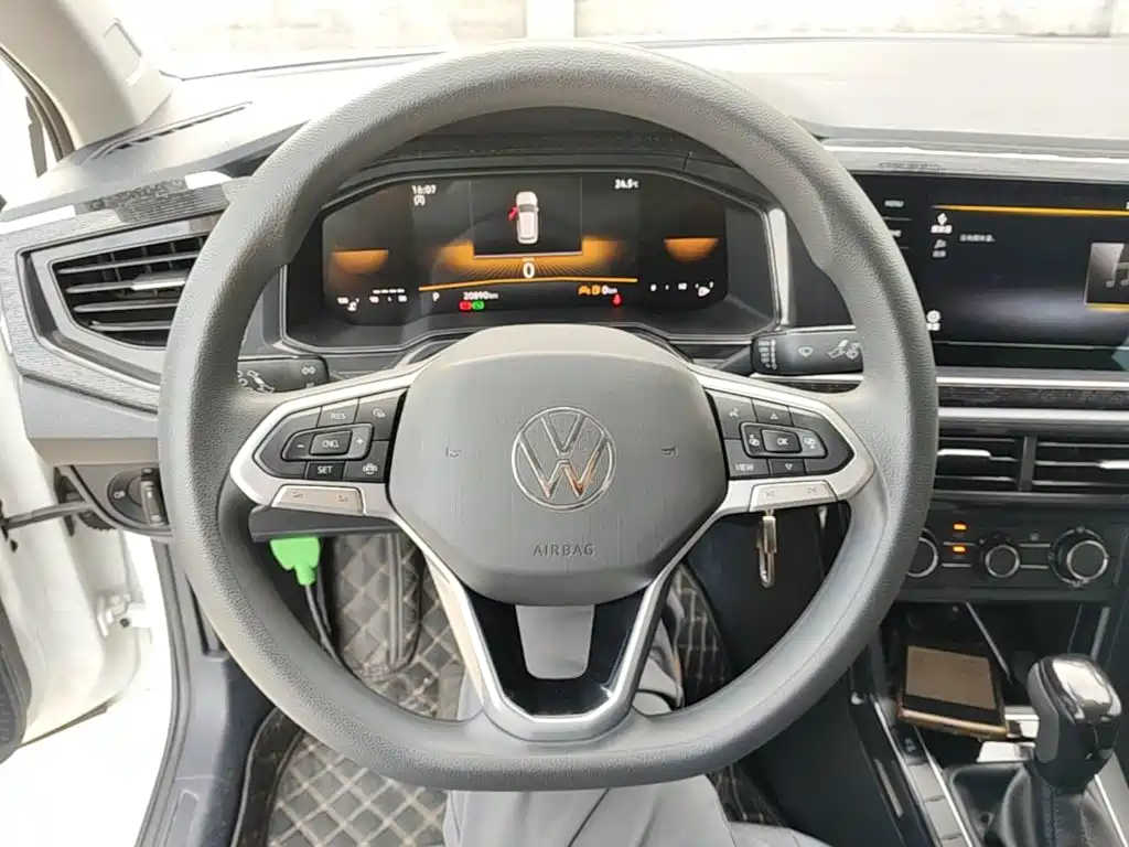 Volkswagen Lavida — миниатюра 11