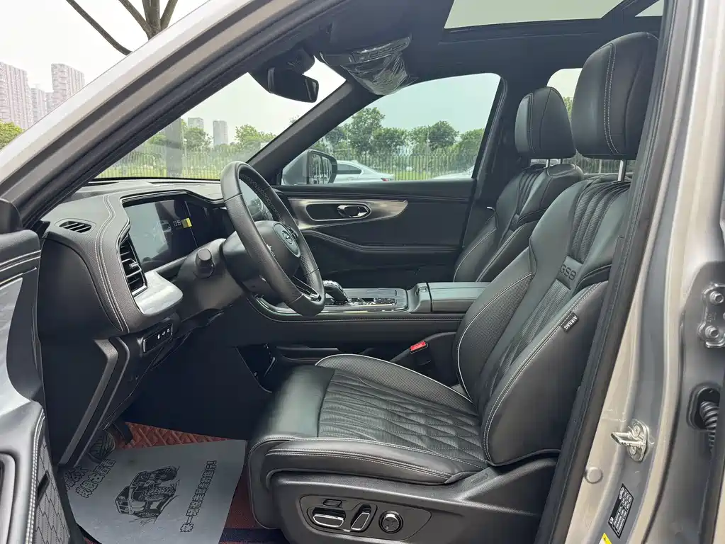 GAC GS8 2022 2.0TM Luxury ( мест)