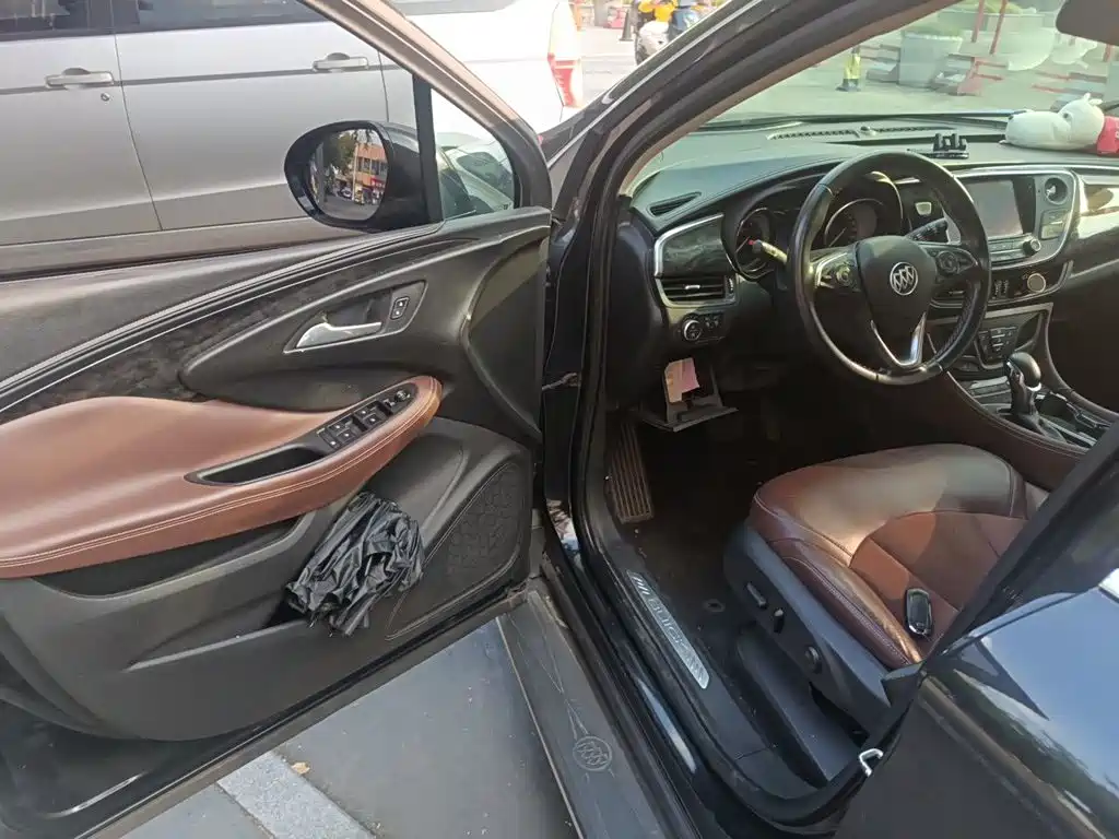 Buick Envision Plus — миниатюра 12