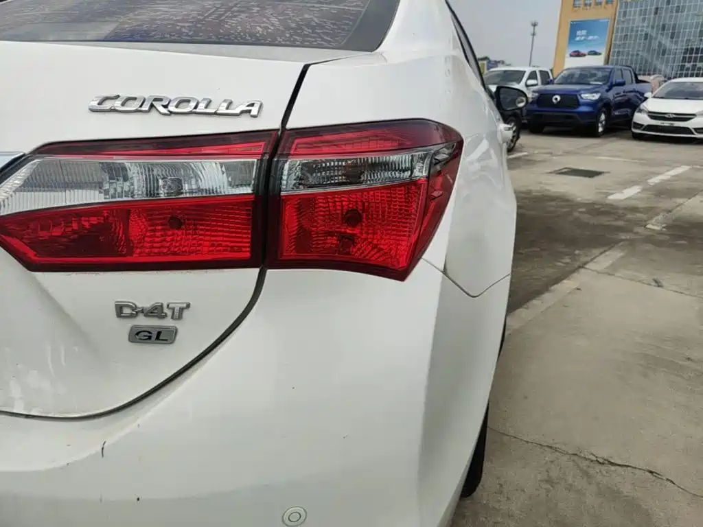 Toyota Corolla — миниатюра 8