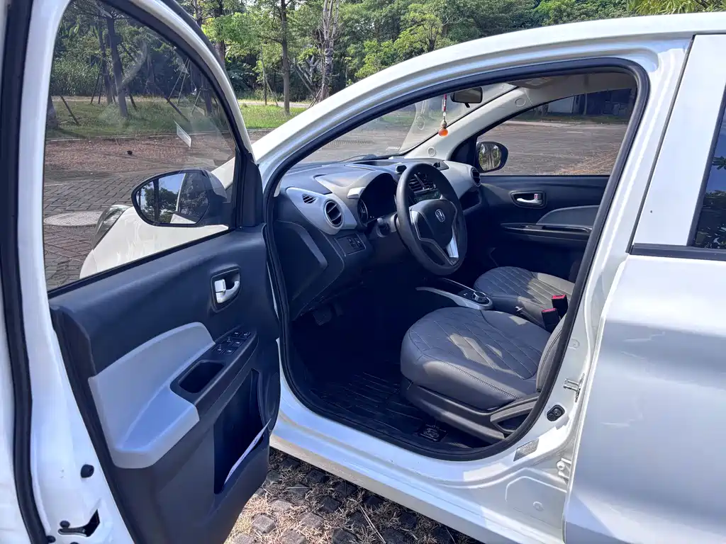 Changan Benben E-Star — миниатюра 12
