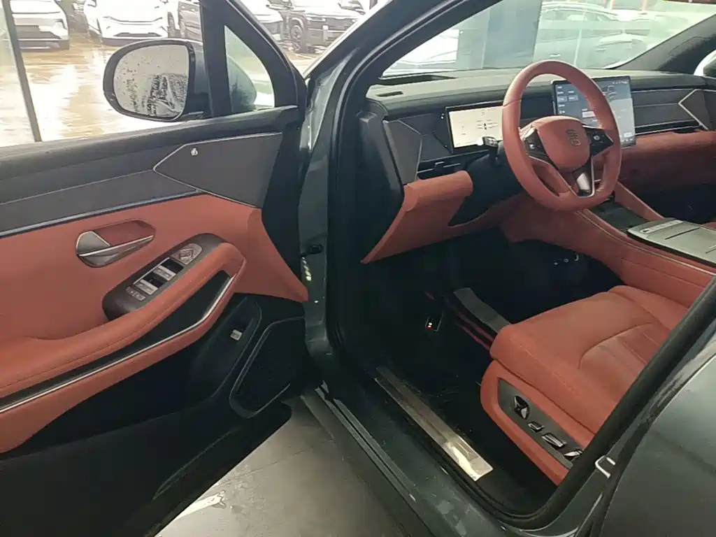 BYD Tang L — миниатюра 16