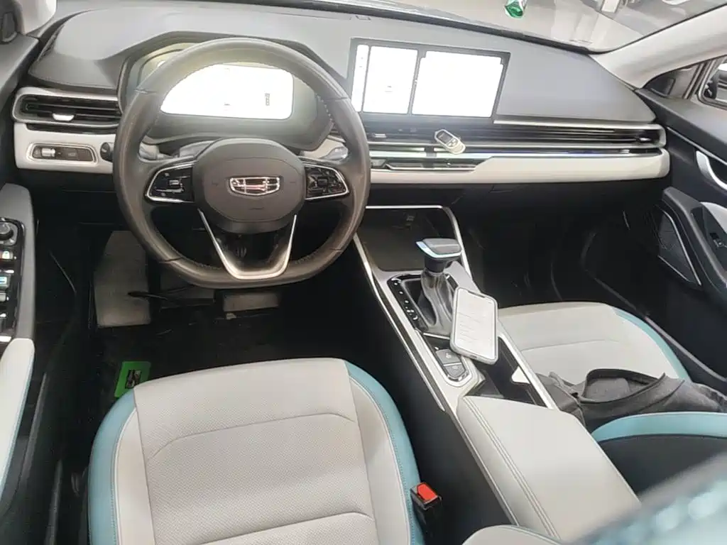 Geely Emgrand — миниатюра 10