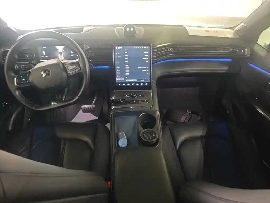 NIO ES6 — миниатюра 10