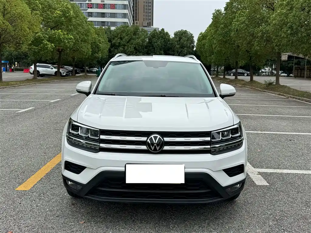 Volkswagen Tharu — миниатюра 9
