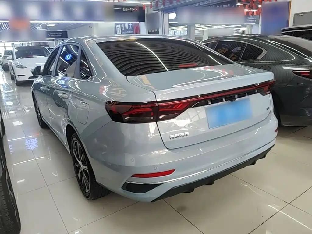 Geely Emgrand — миниатюра 5