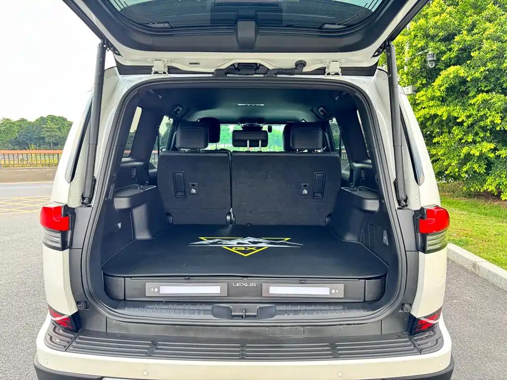 Lexus GX — миниатюра 10