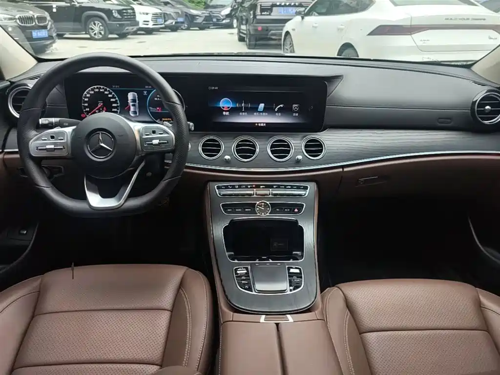 Mercedes-Benz E-Class E 2020 E 300 L Sport Fashion