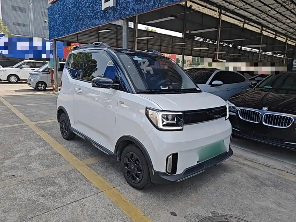 Wuling MINIEV — миниатюра 4