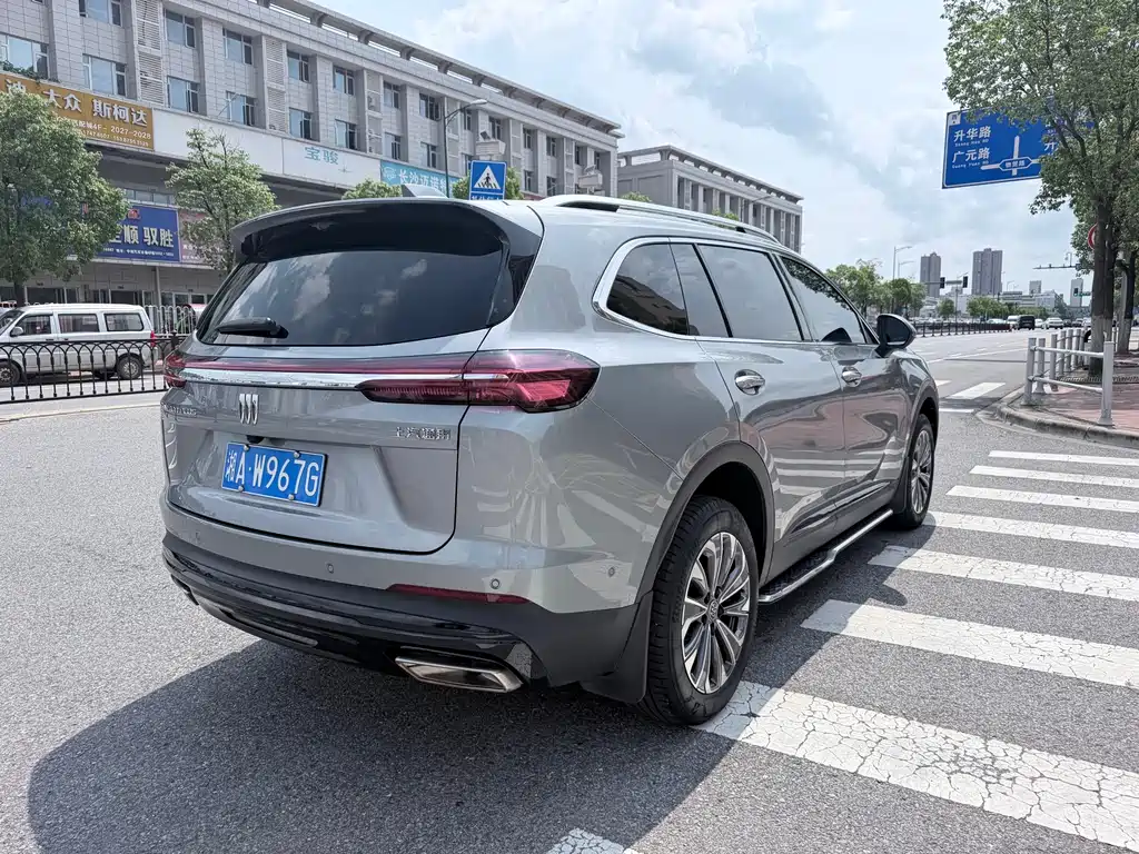Buick Envision Plus Plus 2025 Plus 28T Platinum