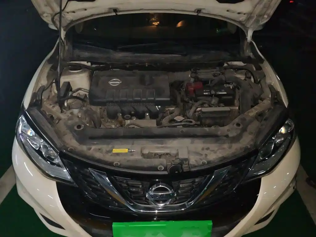 Nissan Tiida — миниатюра 11