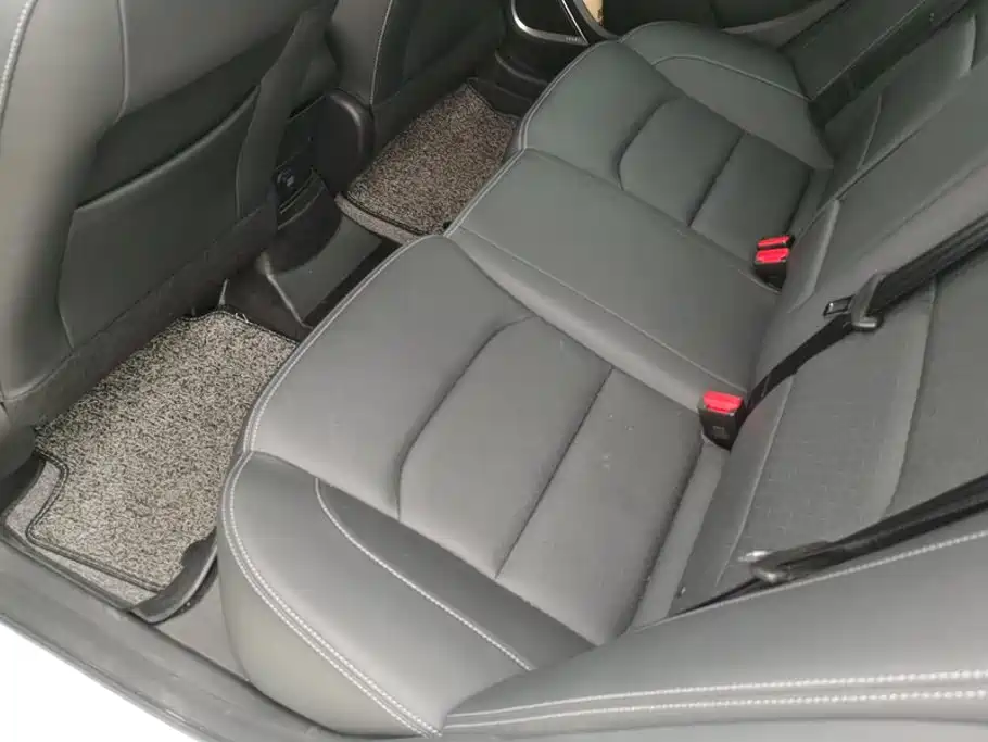 Geely Emgrand — миниатюра 11