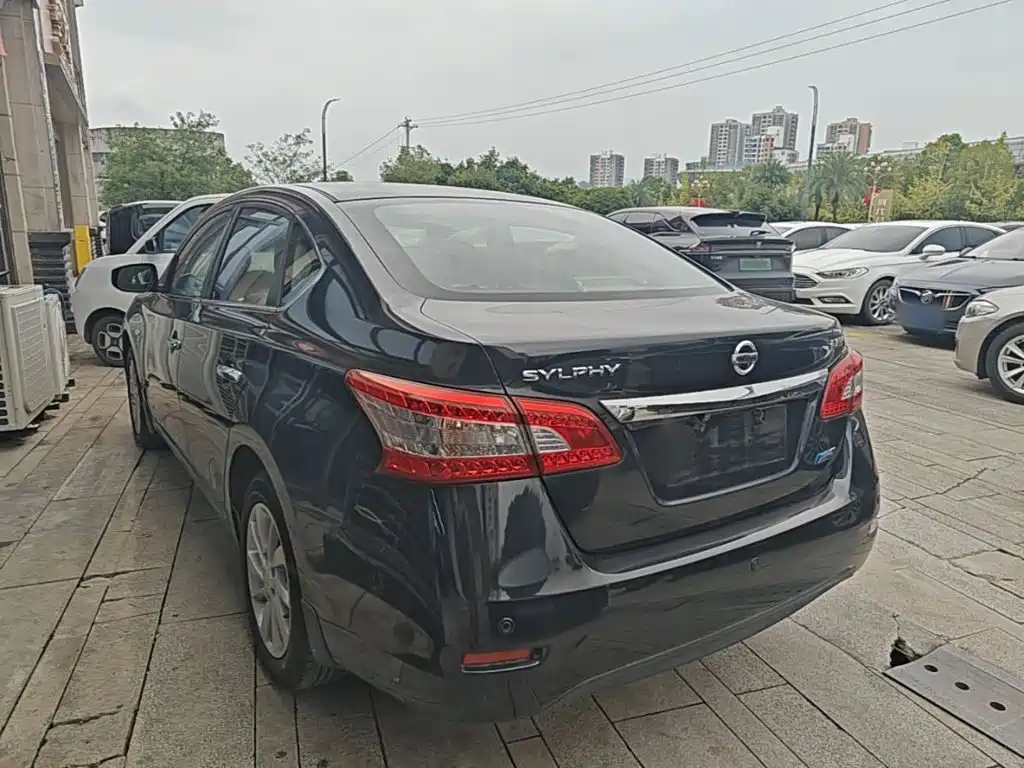 Nissan Sylphy — миниатюра 5