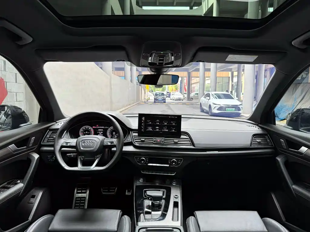 Audi Q5L — миниатюра 11