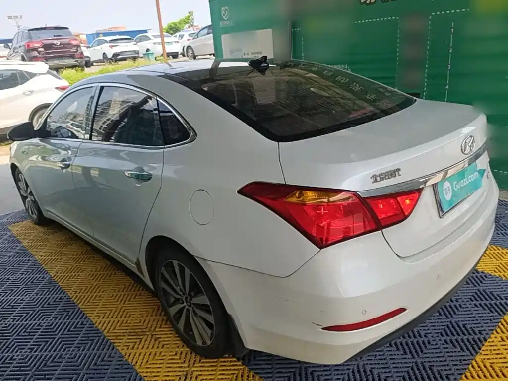 Hyundai Mistra — миниатюра 5
