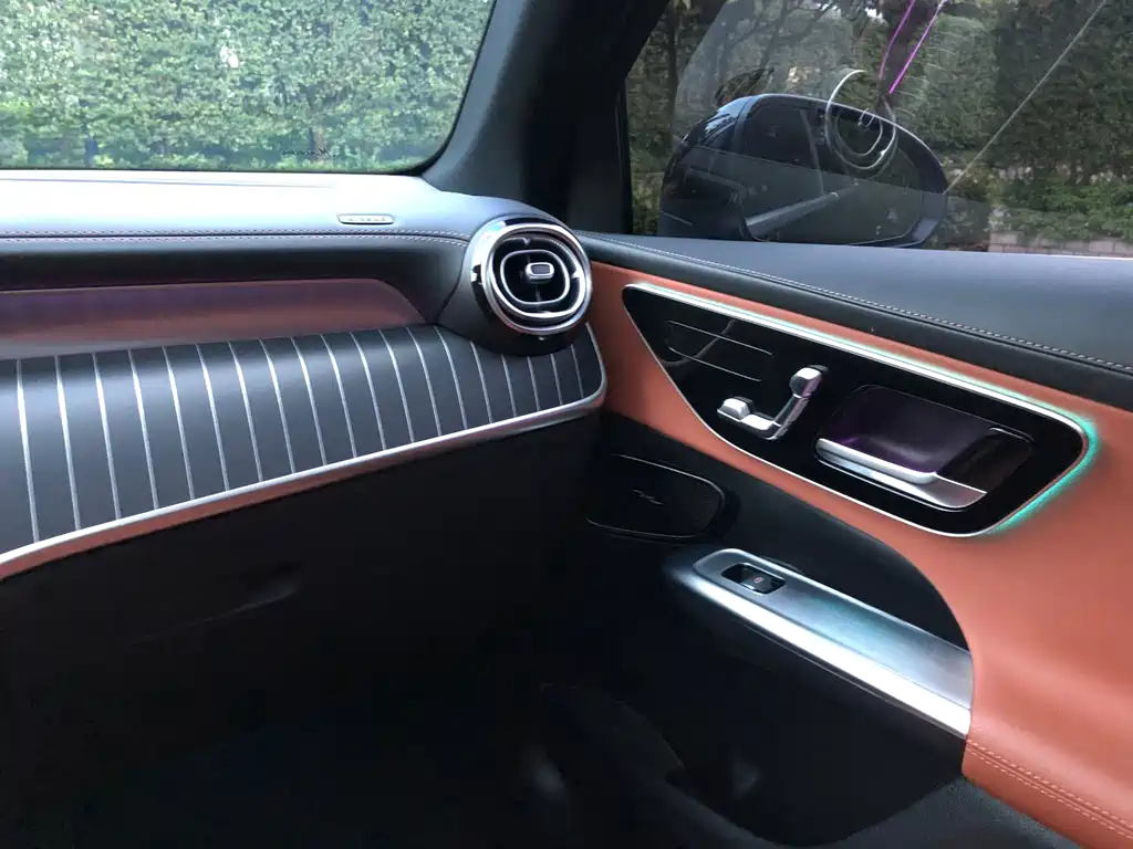 Mercedes-Benz GLC — миниатюра 13